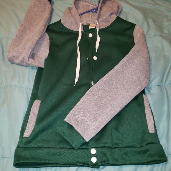 Snap up button hoodie - Picture 1 of 1